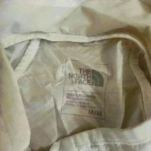 The North Face mens windbreaker,  Medium - Picture 3 of 4